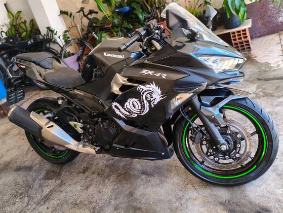 KAWASAKI NINJA 400 